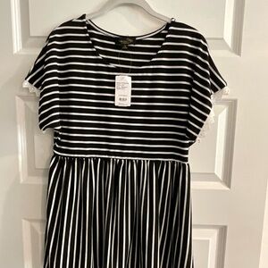 Suzanne Betro Black and White Striped Blouse